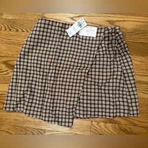 Abercrombie & Fitch Chocolate Checkered Skort